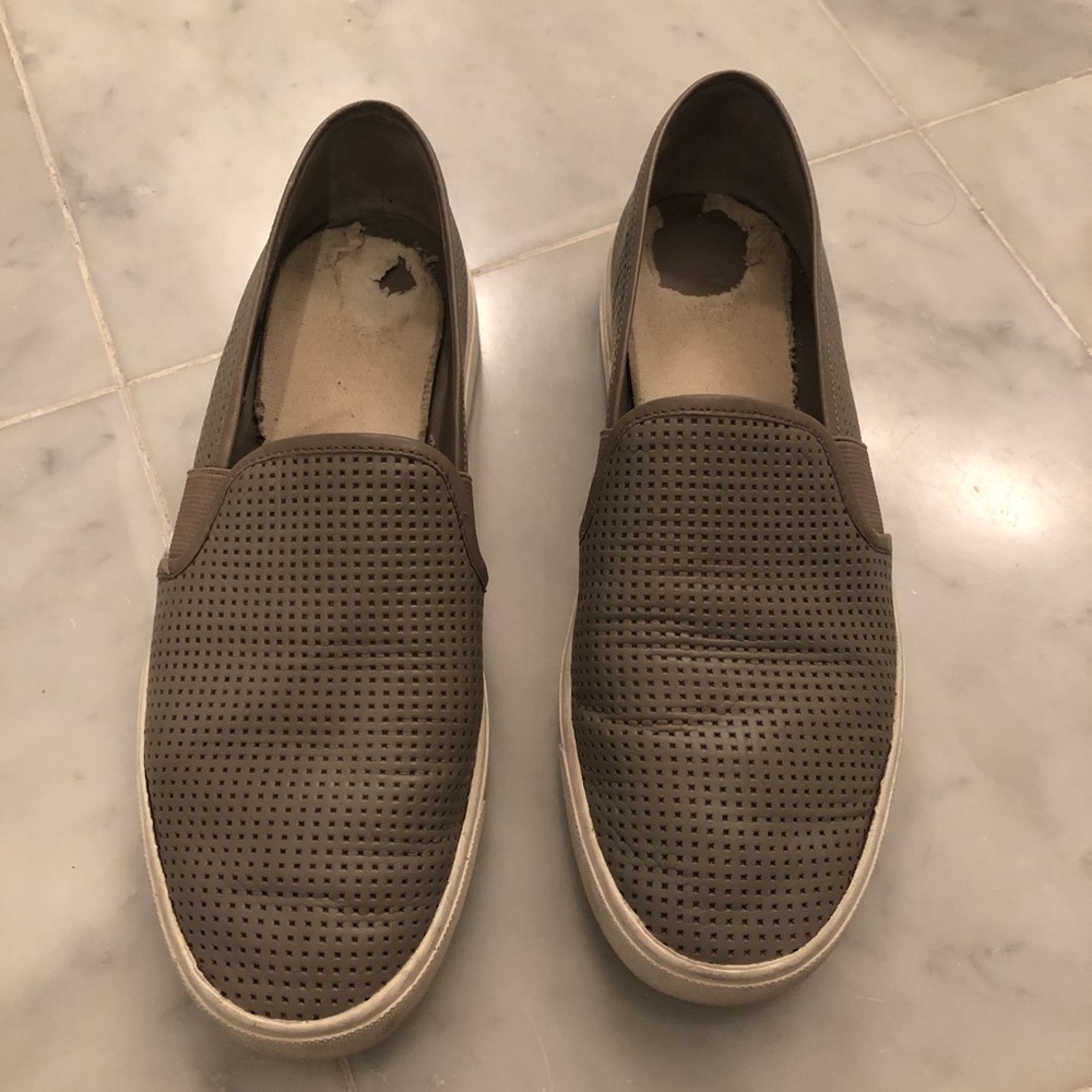 Women's Flat Blair 5 Slip-On Sneakers
